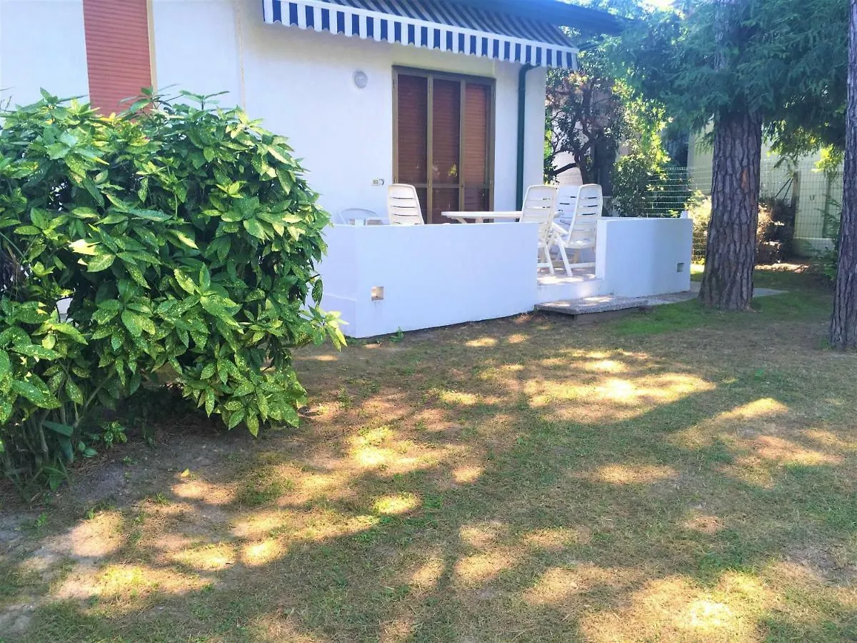 Villa Vittoria Bibione 0*,  Italy