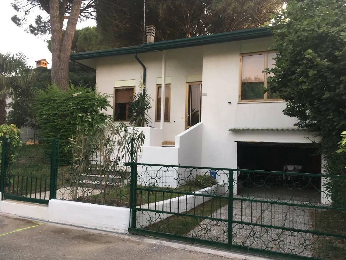 Apartment Villa Vittoria Bibione Italy